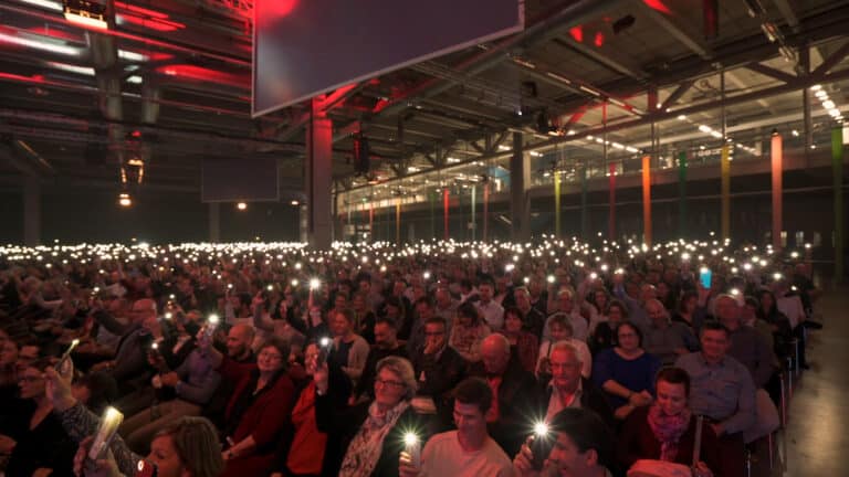 MOBI_EXPO_FINAL.mp4.00_00_05_15.Standbild001