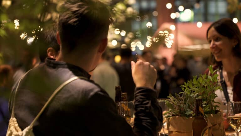 MOBI_EXPO_FINAL.mp4.00_00_31_01.Standbild004